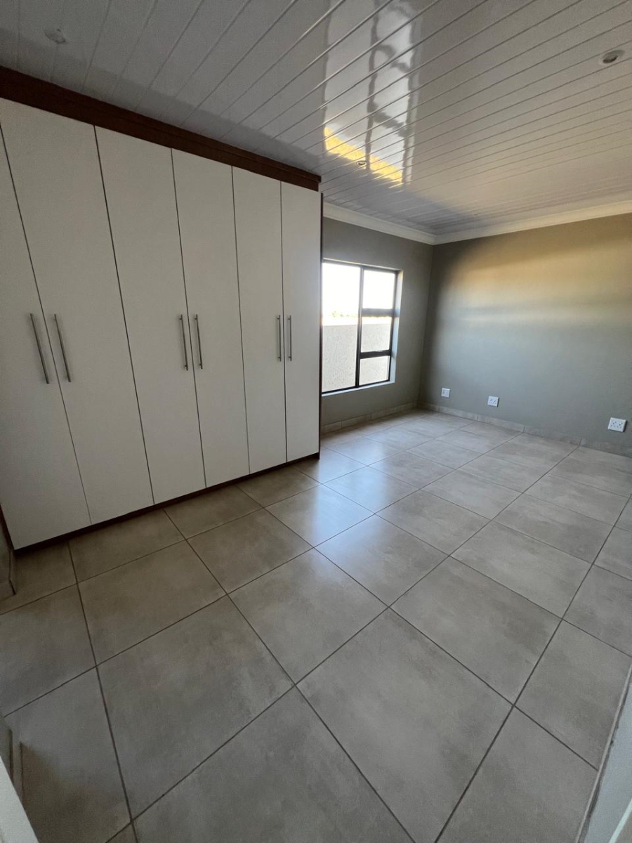 4 Bedroom Property for Sale in Ellaton North West